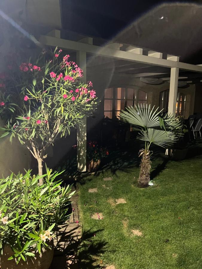 Monpe Apartmanik S Atmosferou Komárno Buitenkant foto