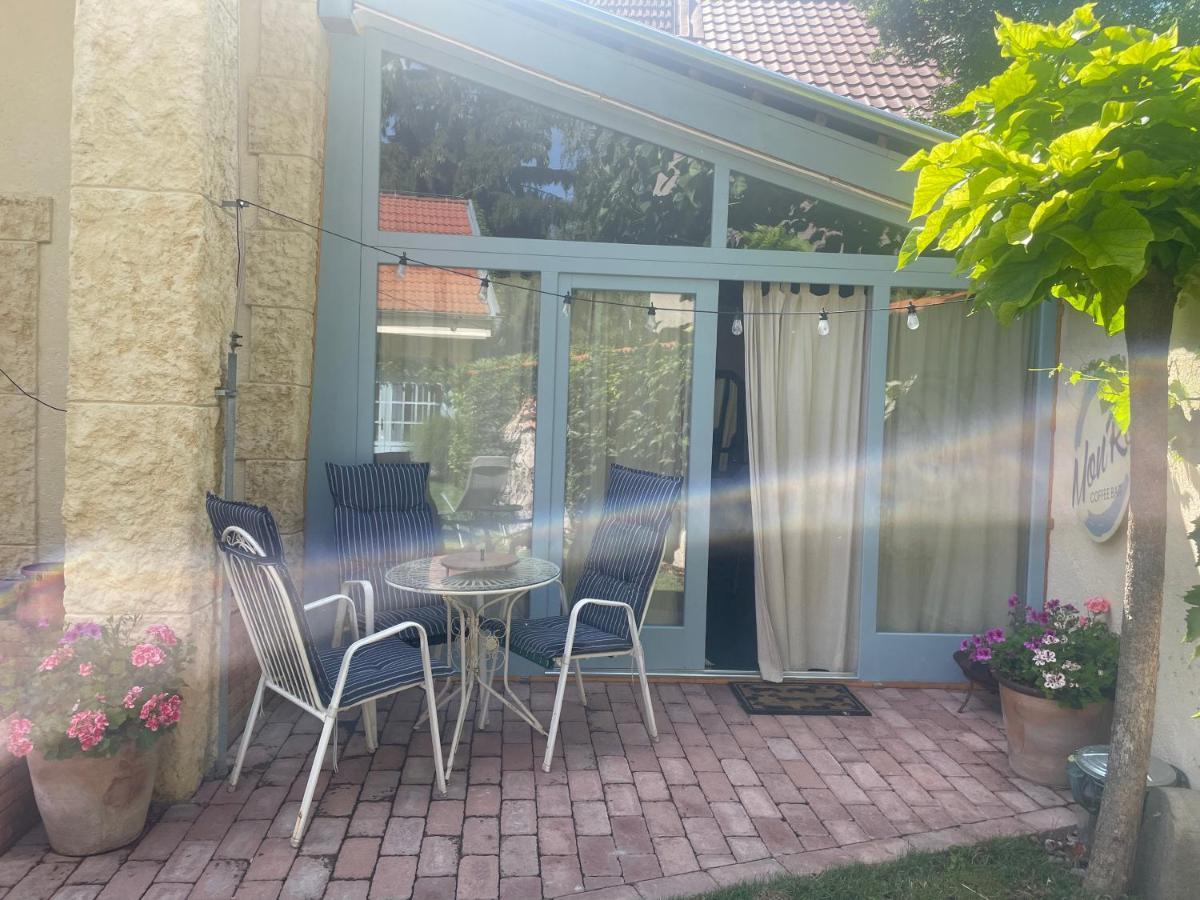 Monpe Apartmanik S Atmosferou Komárno Buitenkant foto