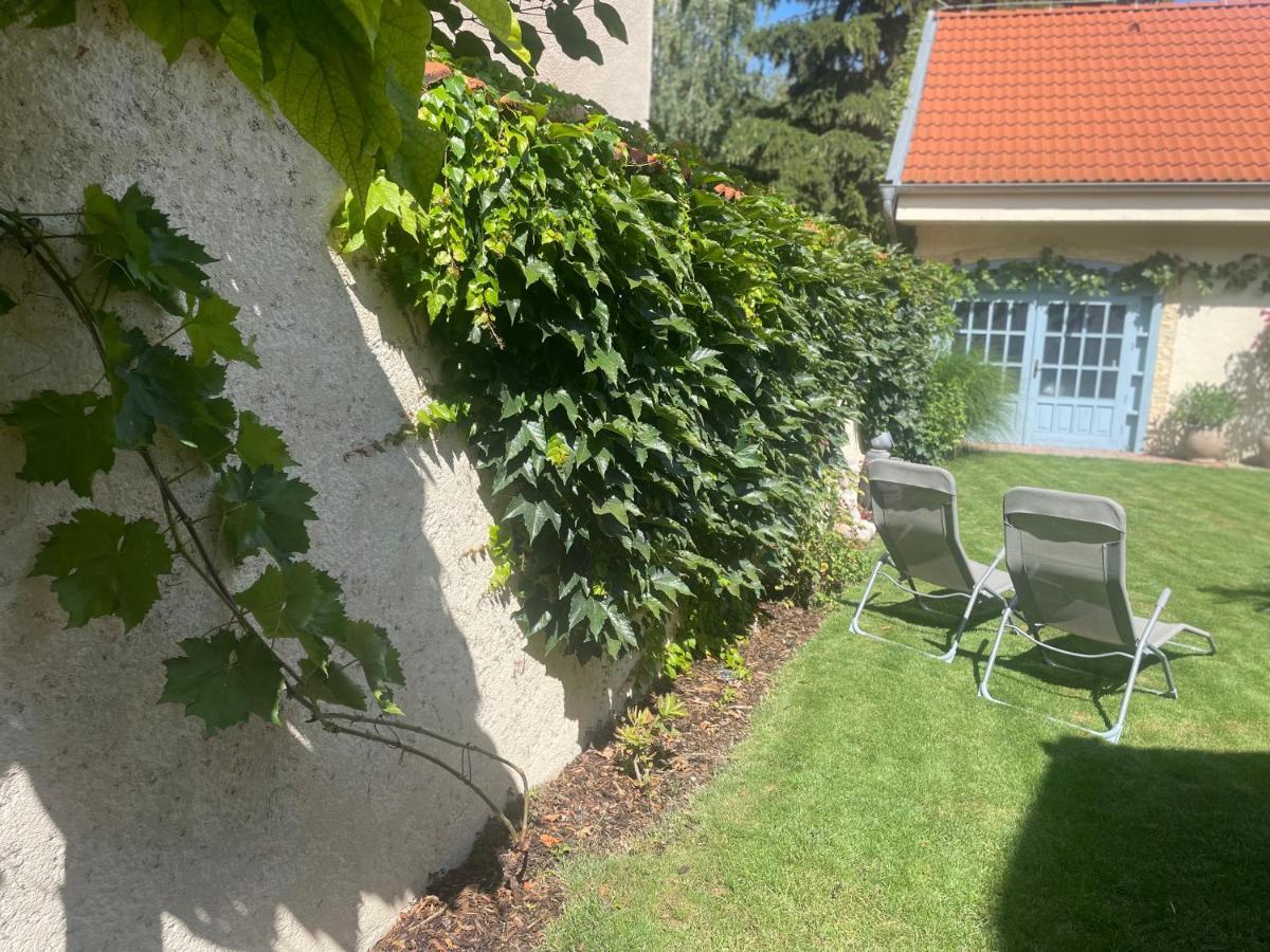 Monpe Apartmanik S Atmosferou Komárno Buitenkant foto